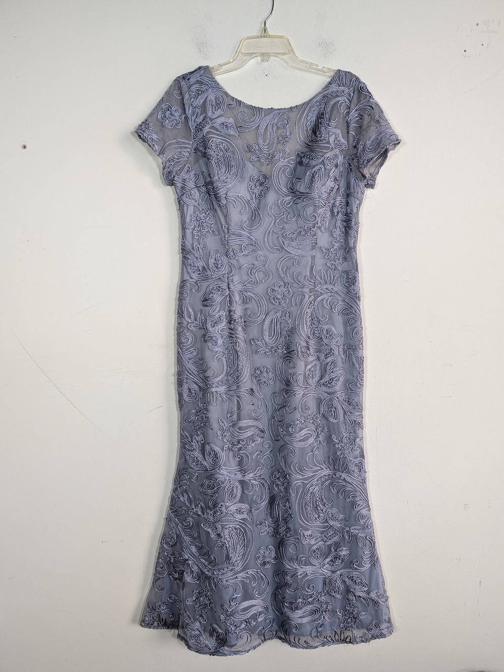 JS COLLECTIONS Elegant Lavender Lace-Embroidered Evening Dress, Size 12